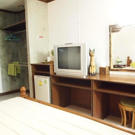 Baan Sala Lung Dam Hotel Бопхут Экстерьер фото