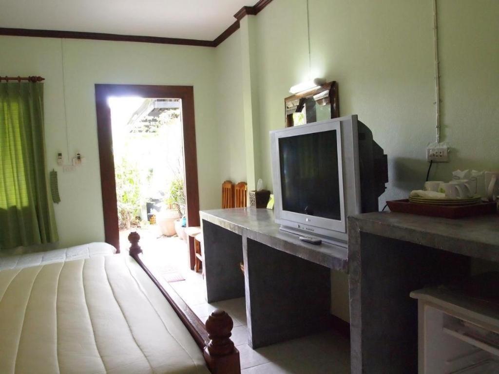 Baan Sala Lung Dam Hotel Бопхут Экстерьер фото