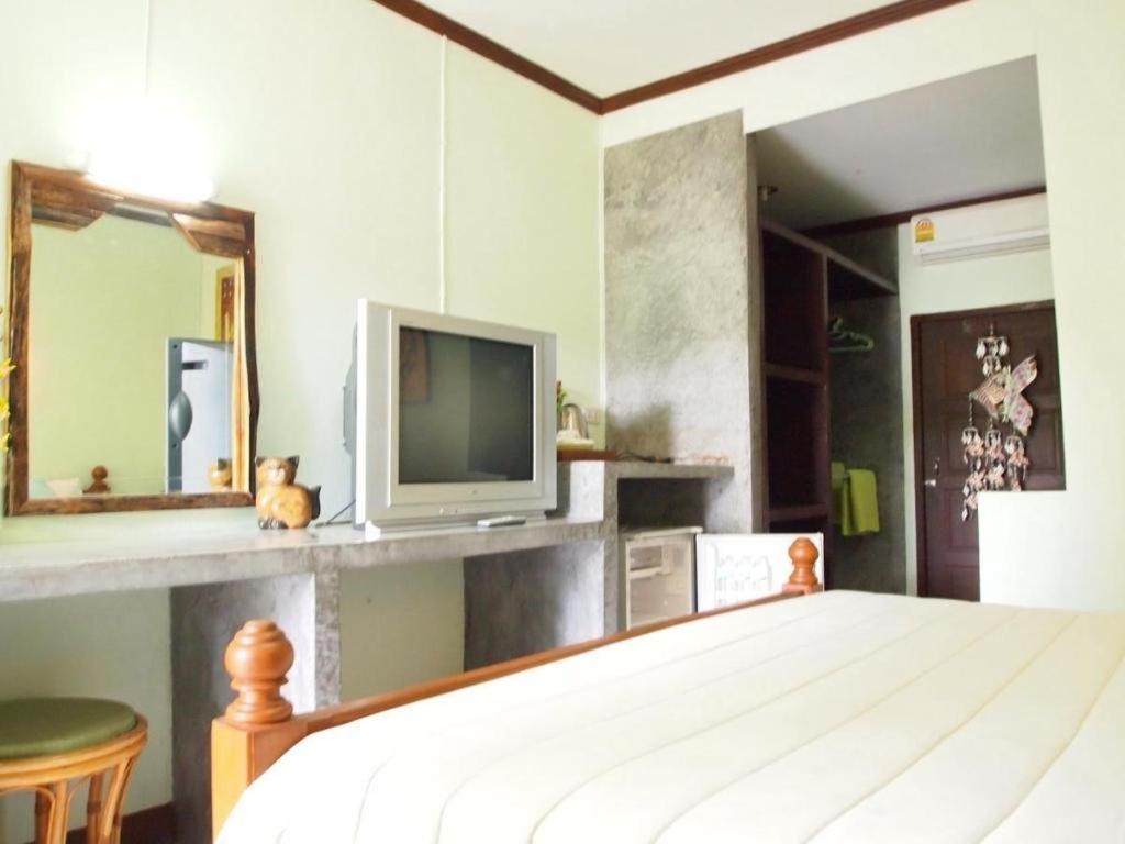 Baan Sala Lung Dam Hotel Бопхут Экстерьер фото