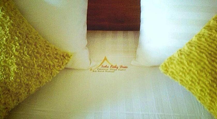 Baan Sala Lung Dam Hotel Бопхут Экстерьер фото