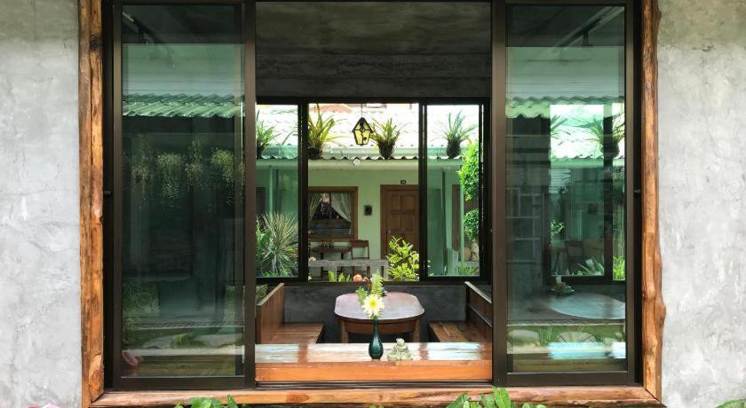 Baan Sala Lung Dam Hotel Бопхут Экстерьер фото