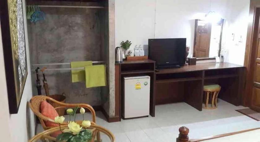 Baan Sala Lung Dam Hotel Бопхут Экстерьер фото