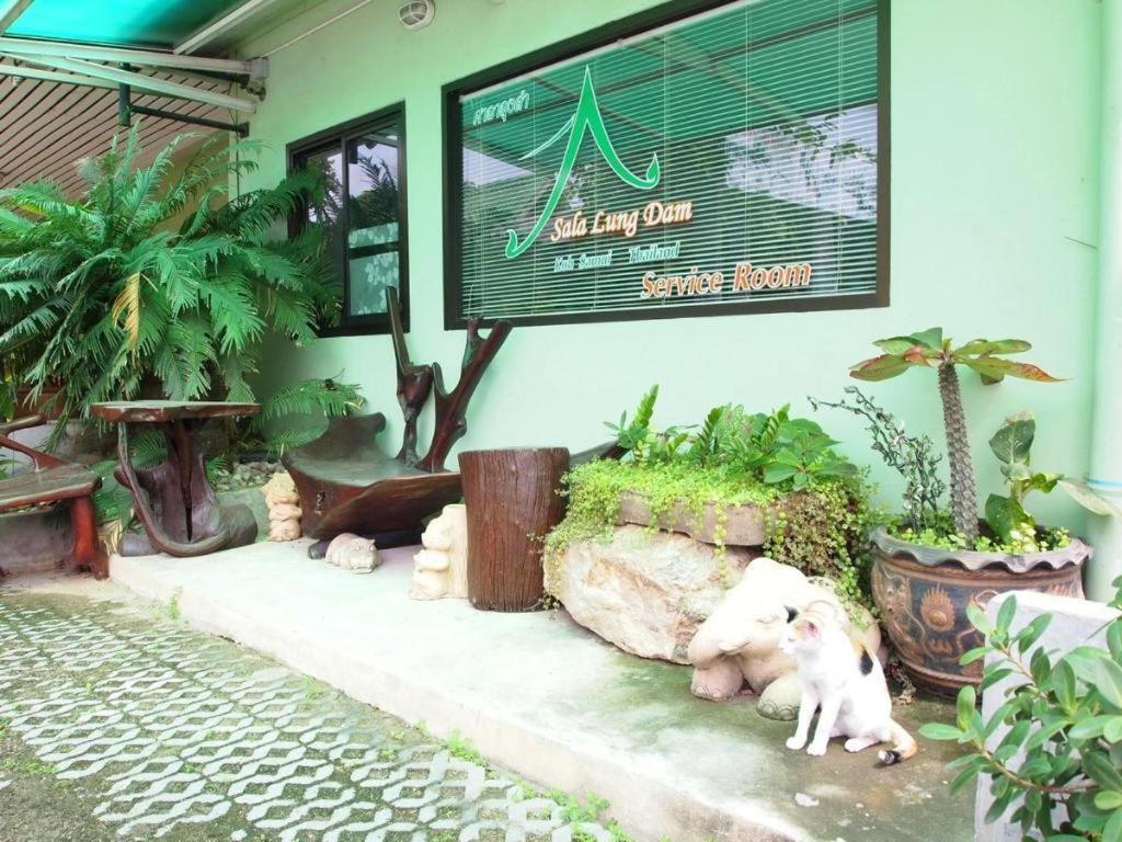 Baan Sala Lung Dam Hotel Бопхут Экстерьер фото